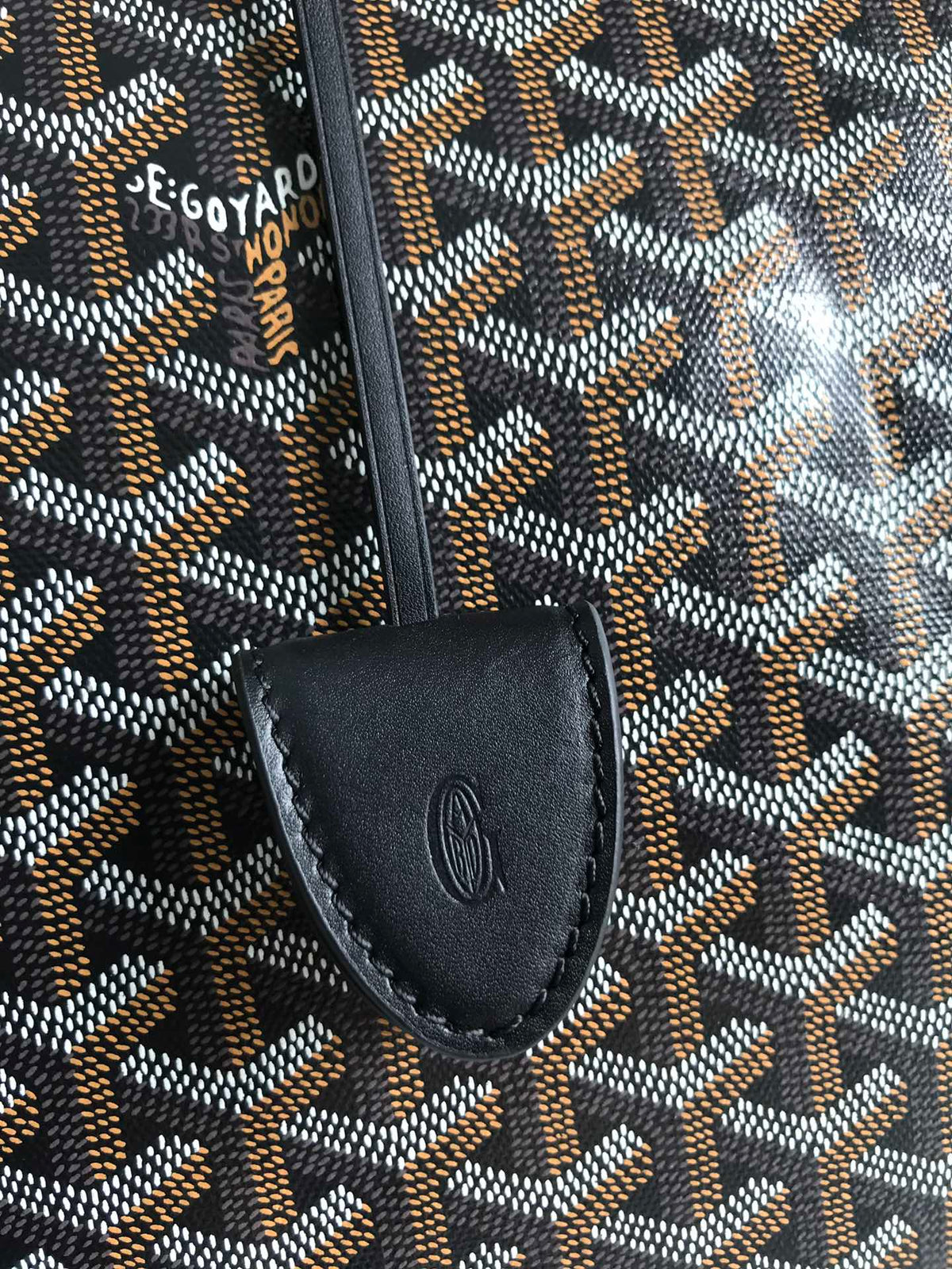 BELLECHASSE BIAUDE PM BAG 36 IN BLACK GOYARDINE CANVAS AND CALFSKIN TRIM