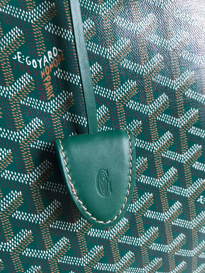 BELLECHASSE BIAUDE PM BAG 36 IN GREEN GOYARDINE CANVAS AND CALFSKIN TRIM
