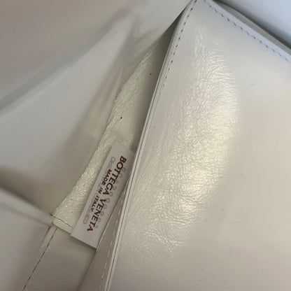 SMALL ARCO TOTE 30 IN WHITE SOFT LAMBSKIN