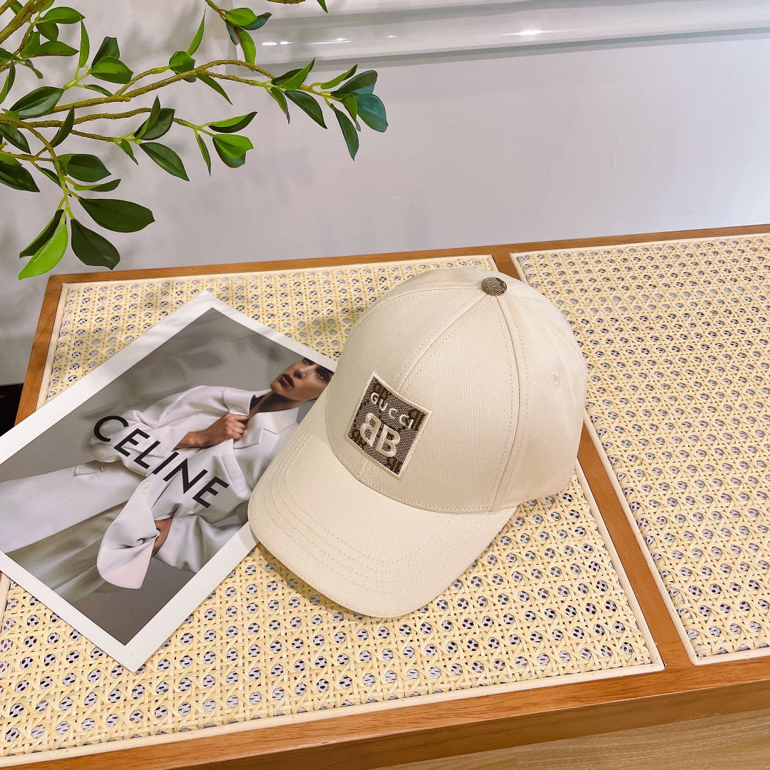 BASEBALL HAT IN BEIGE CREAM JACQUARD FABRIC 219951