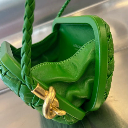 KNOT 20 IN EMERALD GREEN LAMBSKIN WITH CHAIN