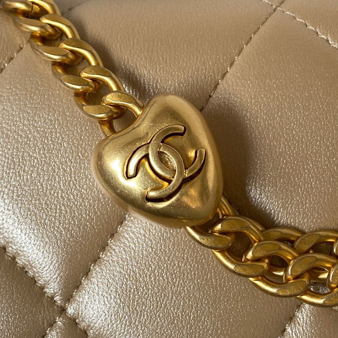 Flap Bag 20cm Gold Lambskin Gold Hardware