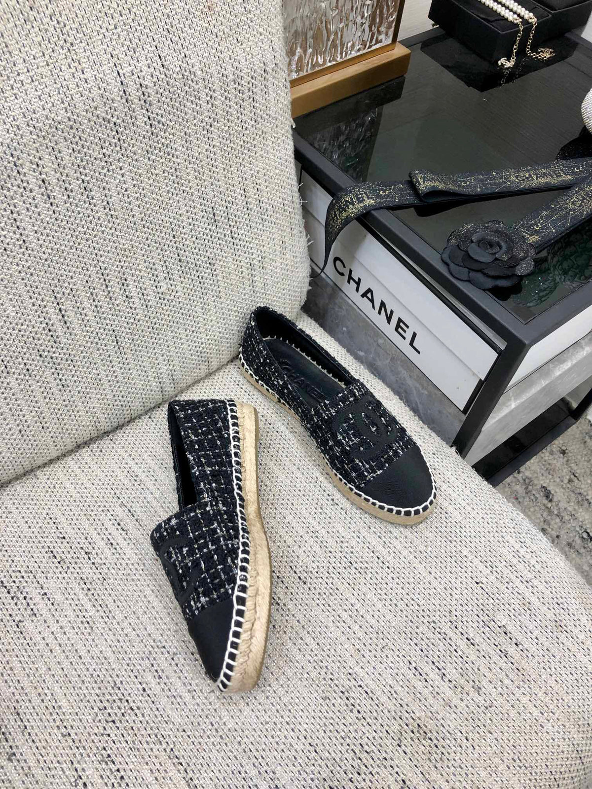 LOAFER IN BLACK MIX WHITE WOOL TWEED