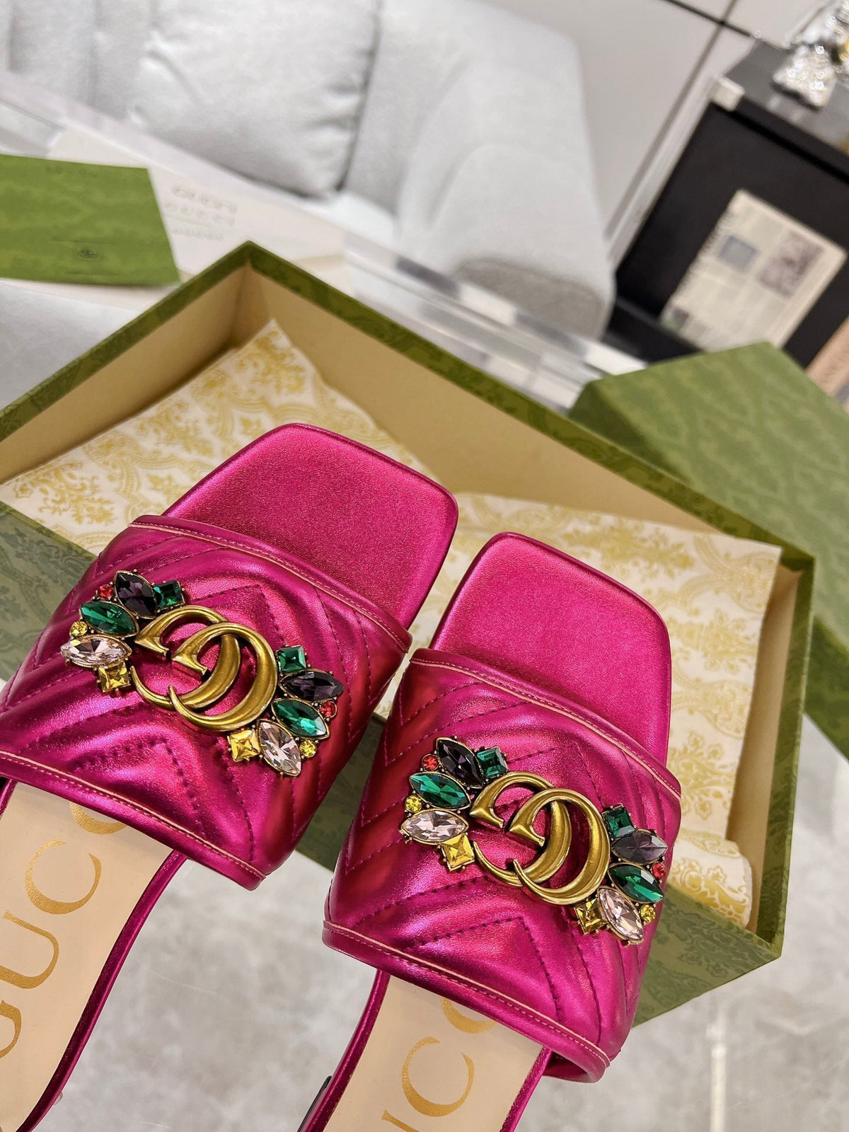 GG SPARKLE CRYSTAL SLIDE SANDAL METALLIC PINK CALFSKIN