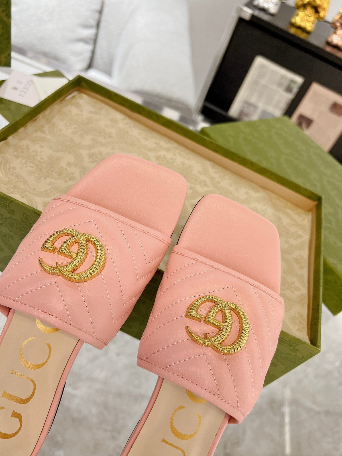 GG EXCLUSIVE SLIDE SANDAL LIGHT PINK CALFSKIN