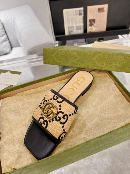 GG EXCLUSIVE SLIDE SANDAL BLACK AND CREAM SEDGE
