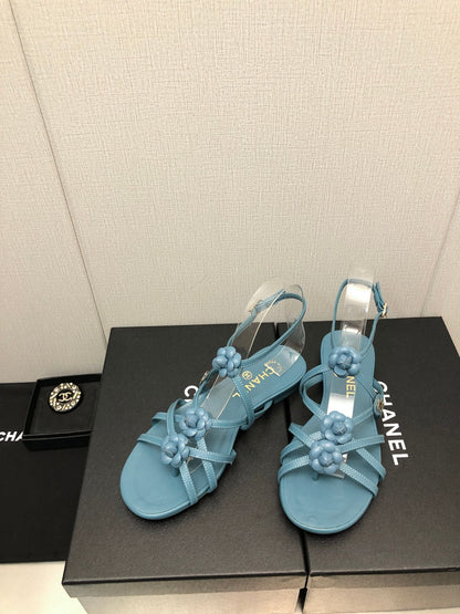 FLORAL FLAT SANDAL IN SAPPHIRE BLUE LAMBSKIN