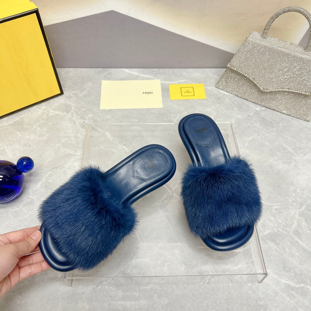 FENDI BAGUETTE MINK MEDIUM-HEELED 45MM IN NAVY BLUE FUR AND LAMBSKIN