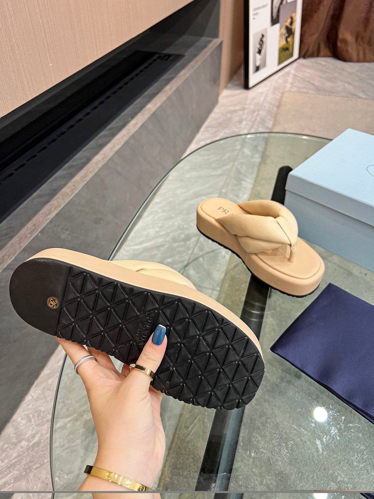 PRA THONG FLATFORM SANDALS TUSCAN LAMBSKIN