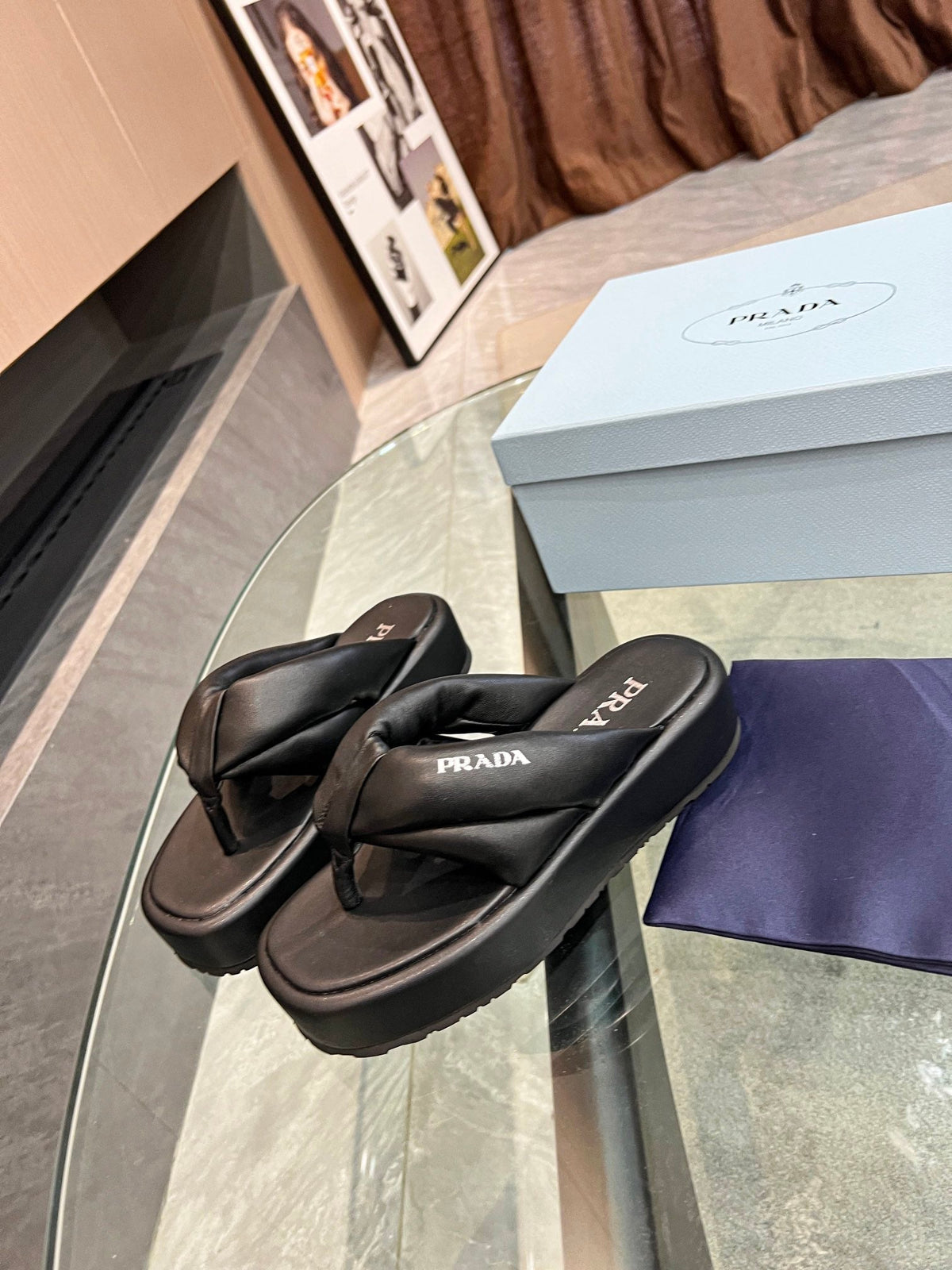 PRA THONG FLATFORM SANDALS BLACK LAMBSKIN
