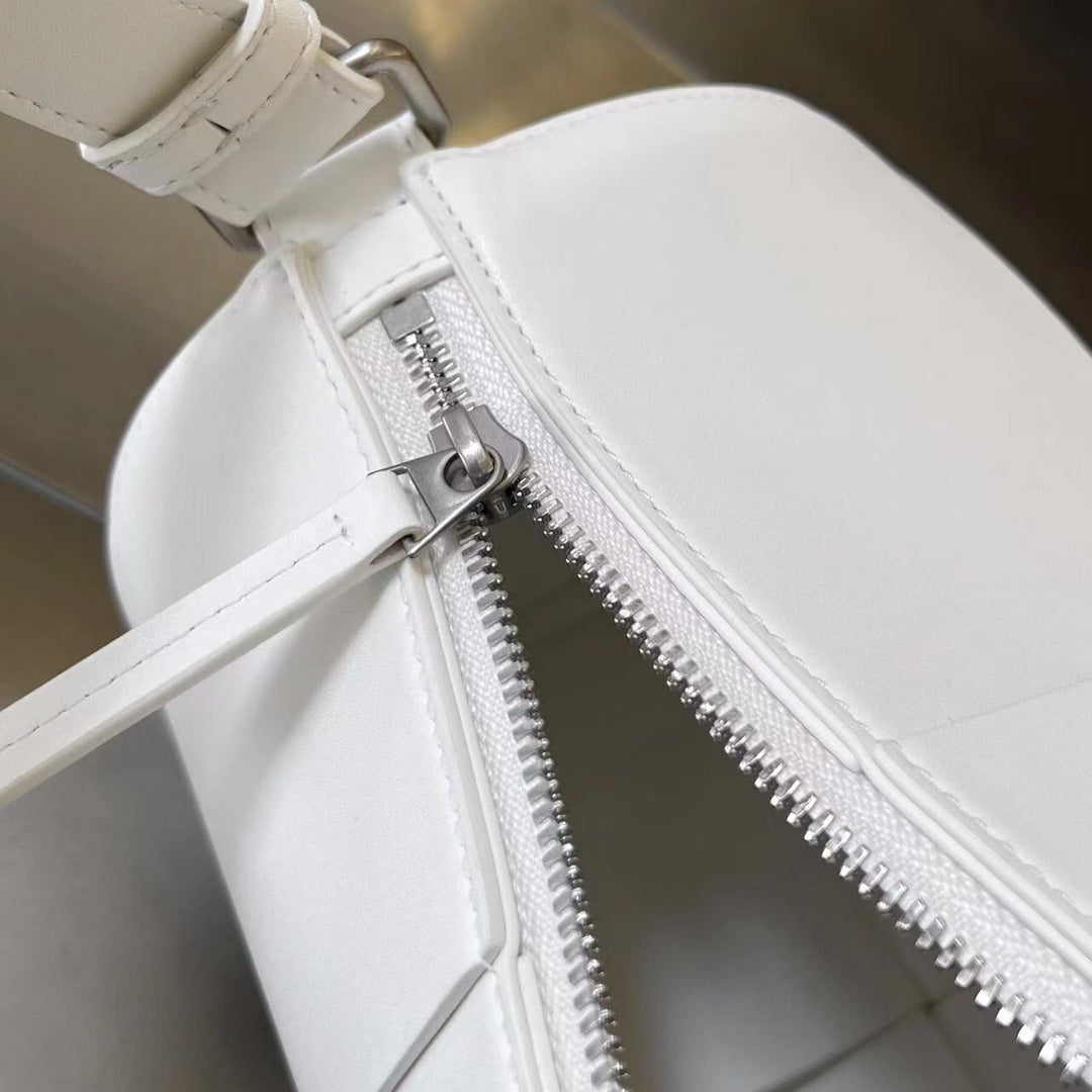 CYLINDER CASSETTE 30 IN WHITE CALFSKIN