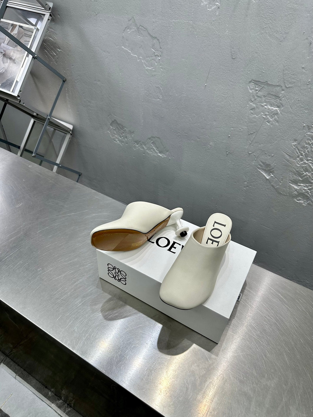 LW TOY MULE 55 WHITE CALFSKIN