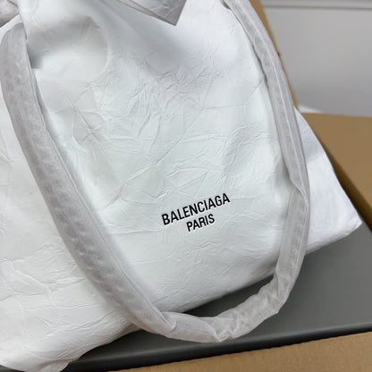 CRUSH SMALL TOTE BAG 27 IN WHITE CRUSHED CALFSKIN SILVER HARDWARE