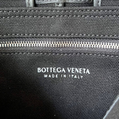SMALL CASSETTE 23 IN BLACK CANVAS AND CALFSKIN TRIM