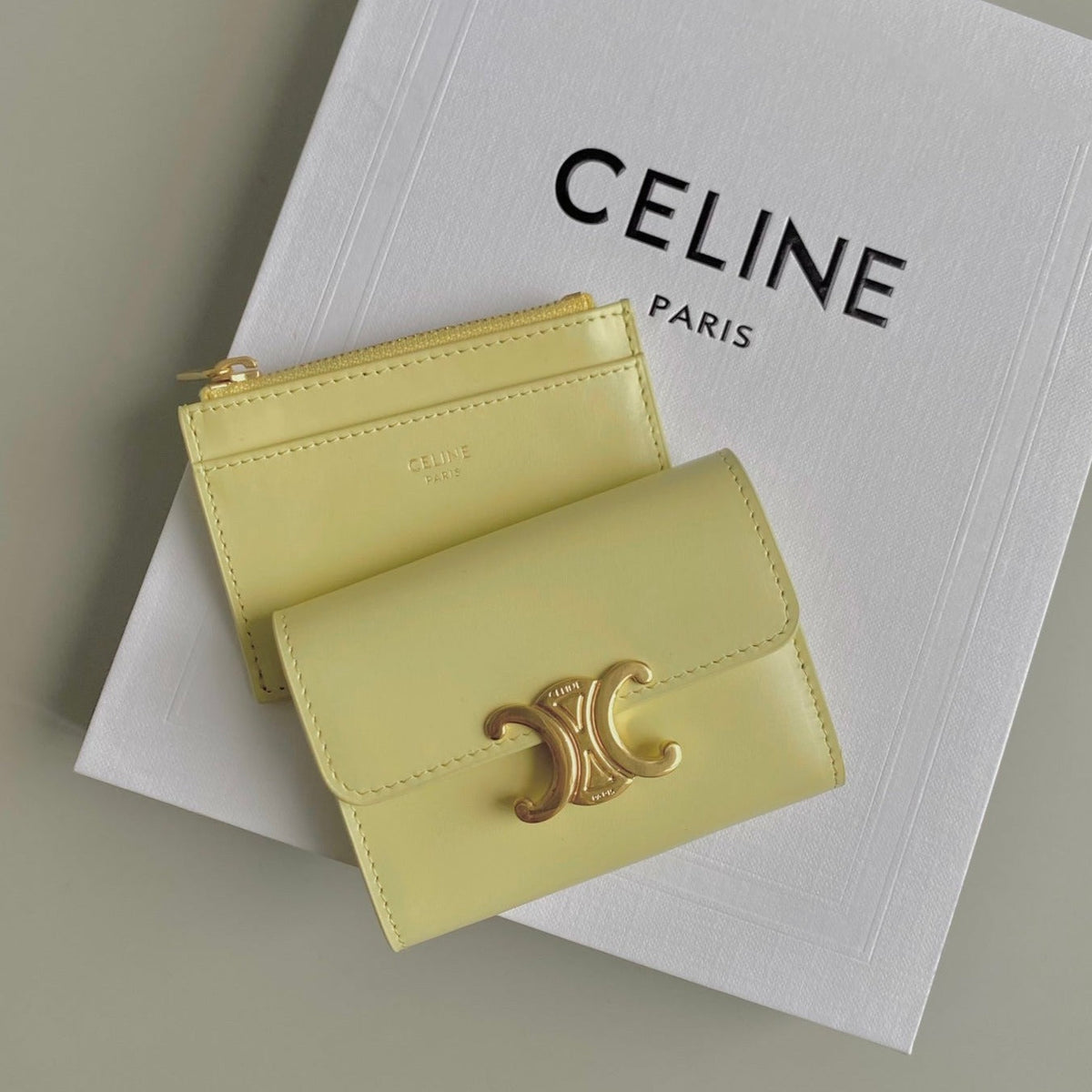 TRIOMPHE 9 WALLET TWO-IN-ONE YELLOW PASTEL CALFSKIN
