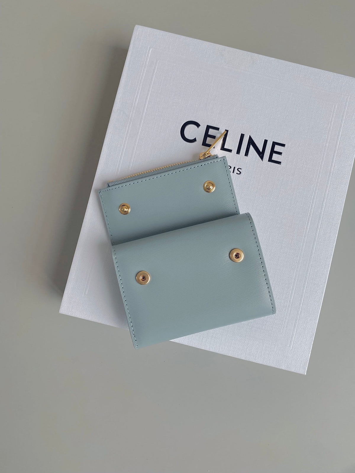TRIOMPHE 9 WALLET TWO-IN-ONE GLACIER BLUE CALFSKIN