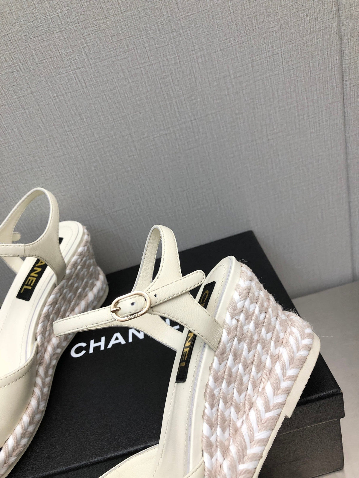 MARY JANE WEDGE WHITE LAMBSKIN