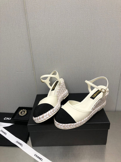 MARY JANE WEDGE WHITE LAMBSKIN