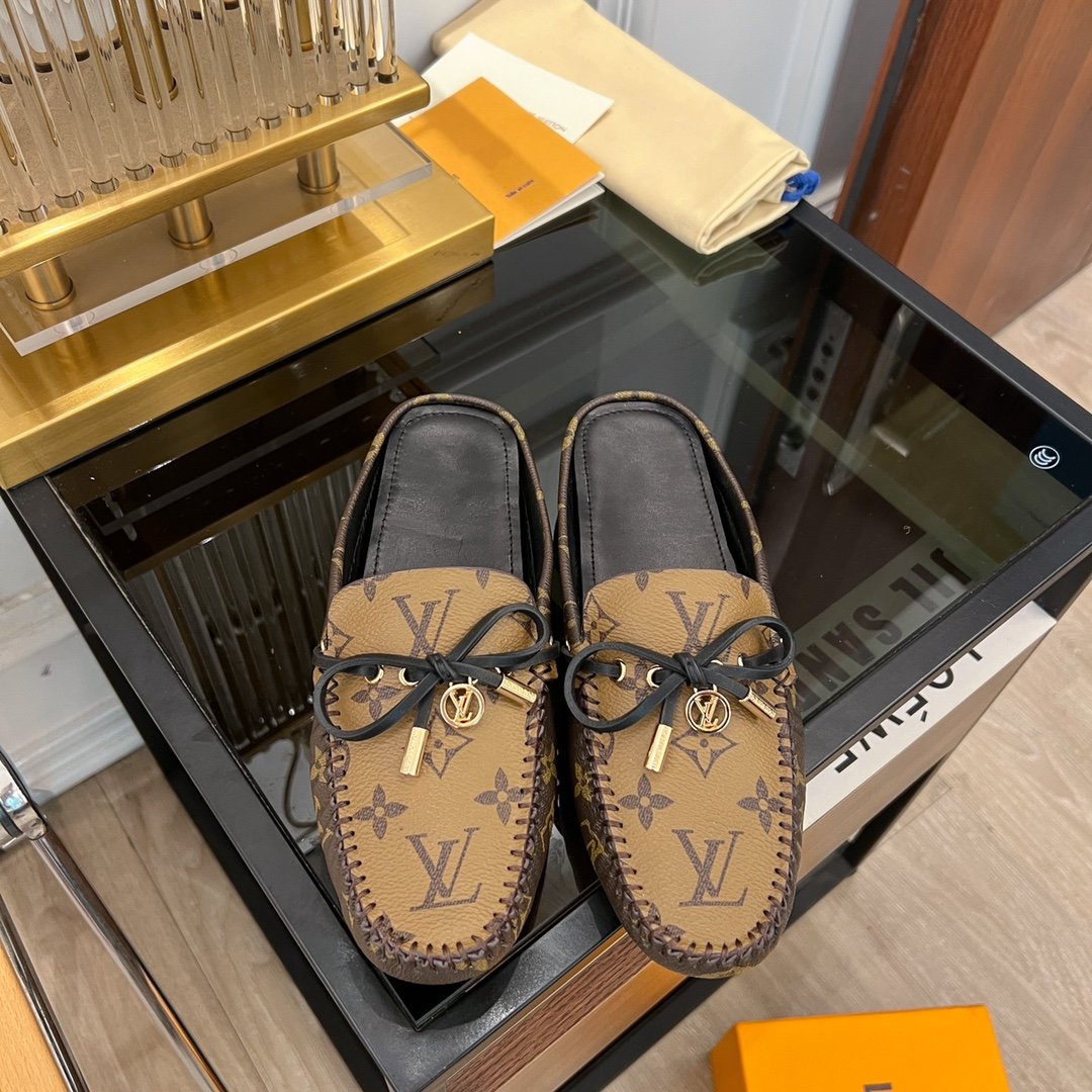 LV COSY FLAT CLASSIC MONOGRAM PALE BROWN