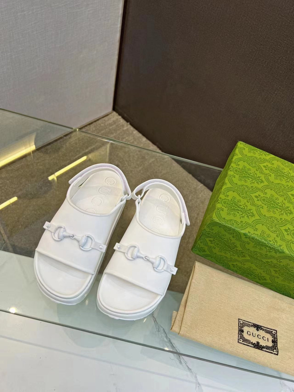 HORSEBIT FLATFORM SANDAL 5 CM IN WHITE IMPORTED TPU