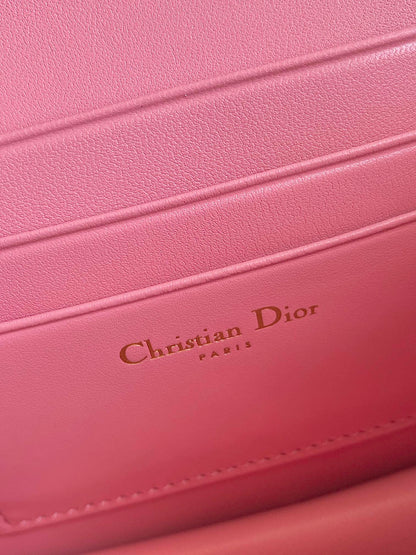 MINI CHAIN BAG 17 IN LIGHT PINK CALFSKIN