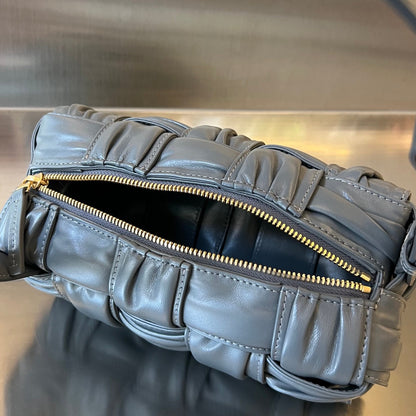 SMALL BRICK CASSETTE 23 IN ZINC GRAY SOFT LAMBSKIN