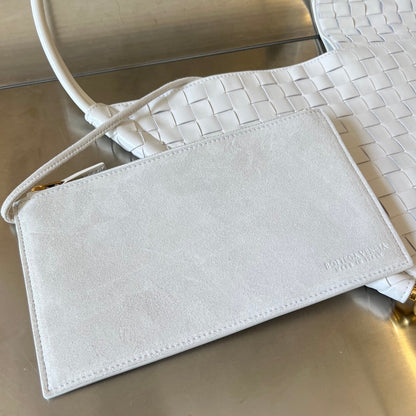 MEDIUM SOLSTICE 44 WHITE LAMBSKIN