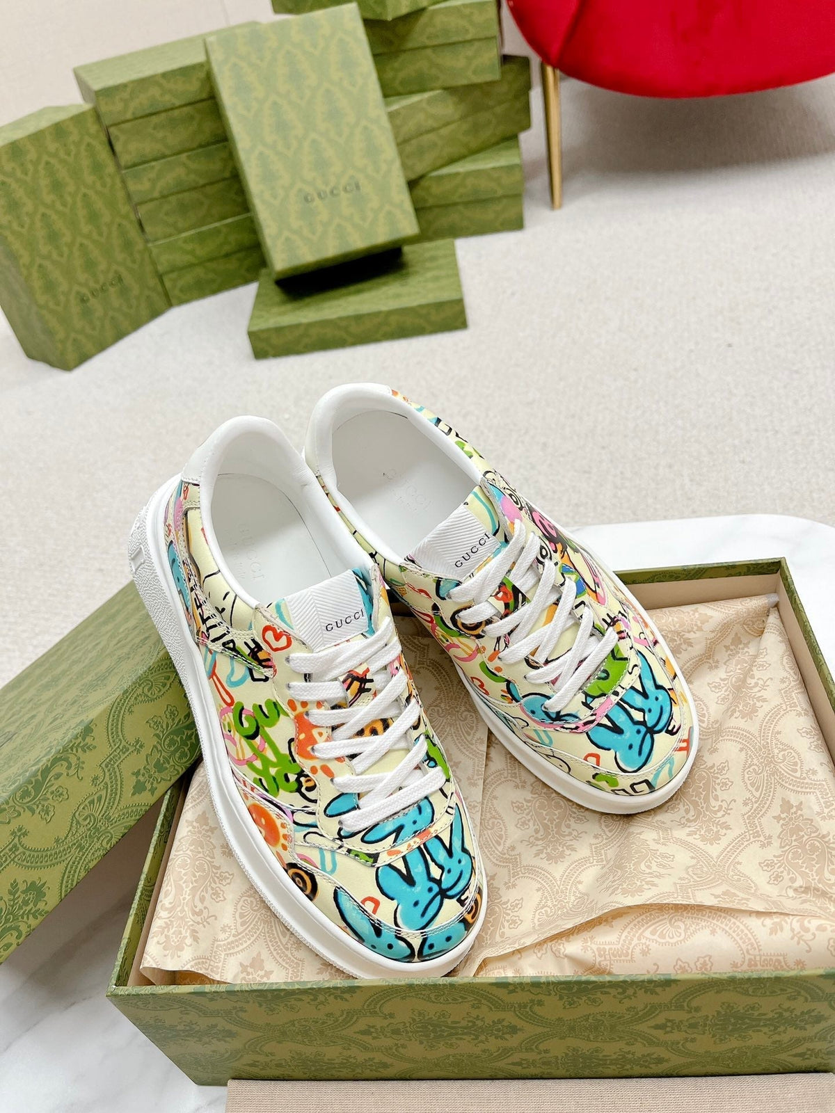 GG TRAINER SAGE CALFSKIN WITH RABBIT PATTERN