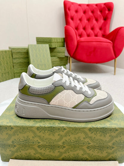GG TRAINER GRAY AND CREAMY WHITE CALFSKIN
