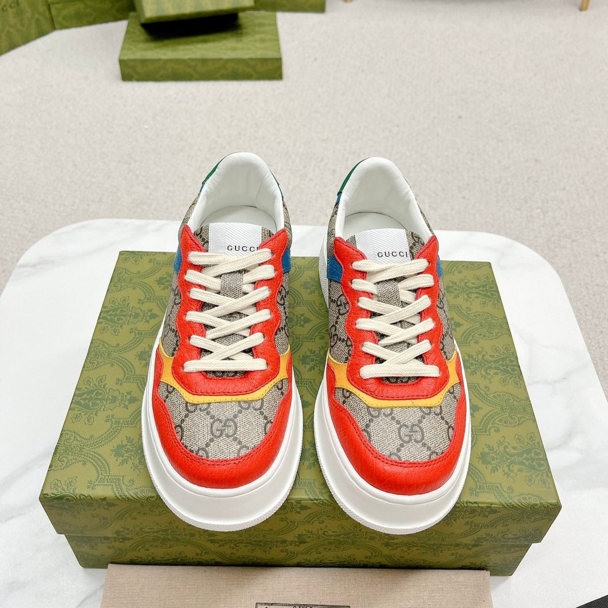 GG TRAINER LIGHT BROWN AND CANDY CALFSKIN