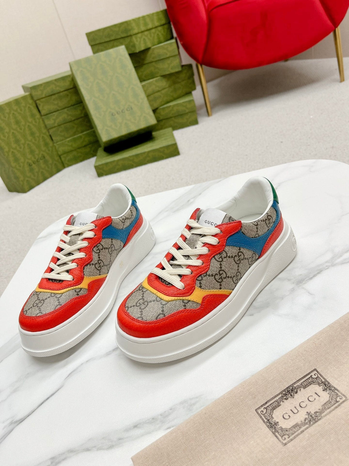 GG TRAINER LIGHT BROWN AND CANDY CALFSKIN