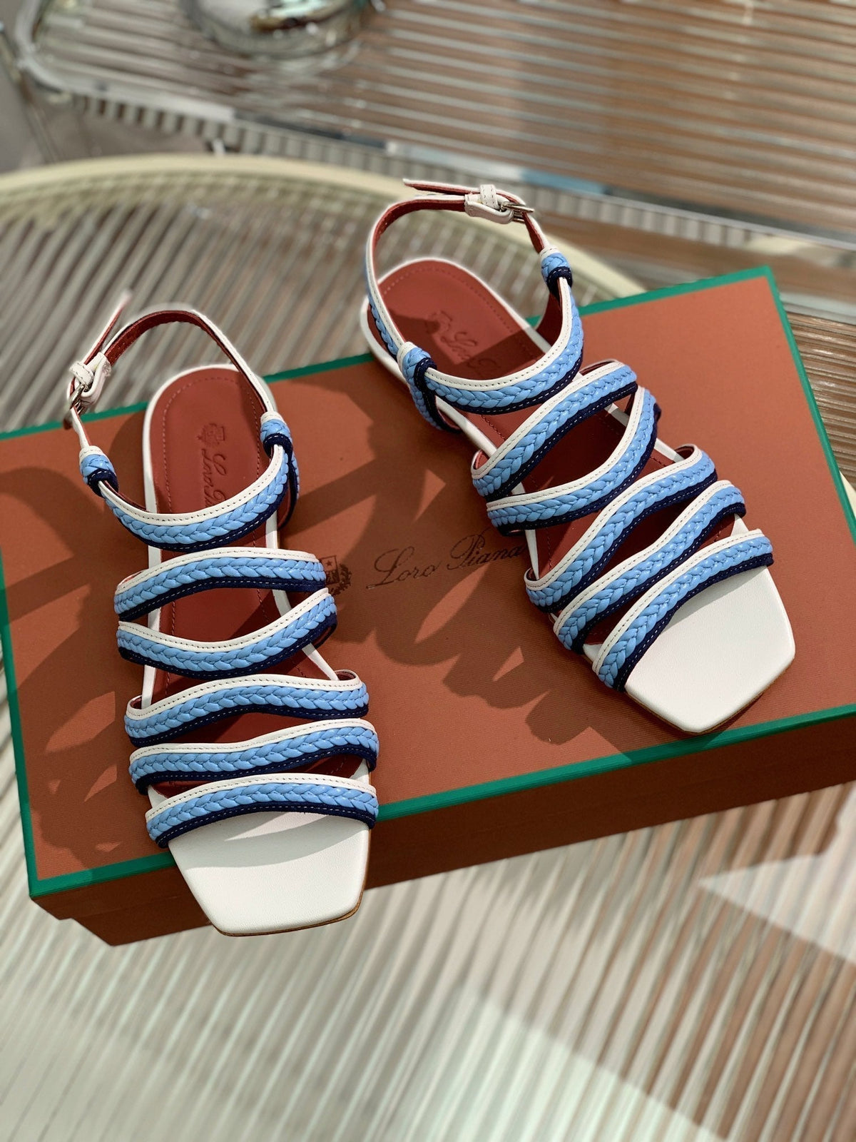 LP SPRIGHTLY CHARMS SANDAL SKY CALFSKIN