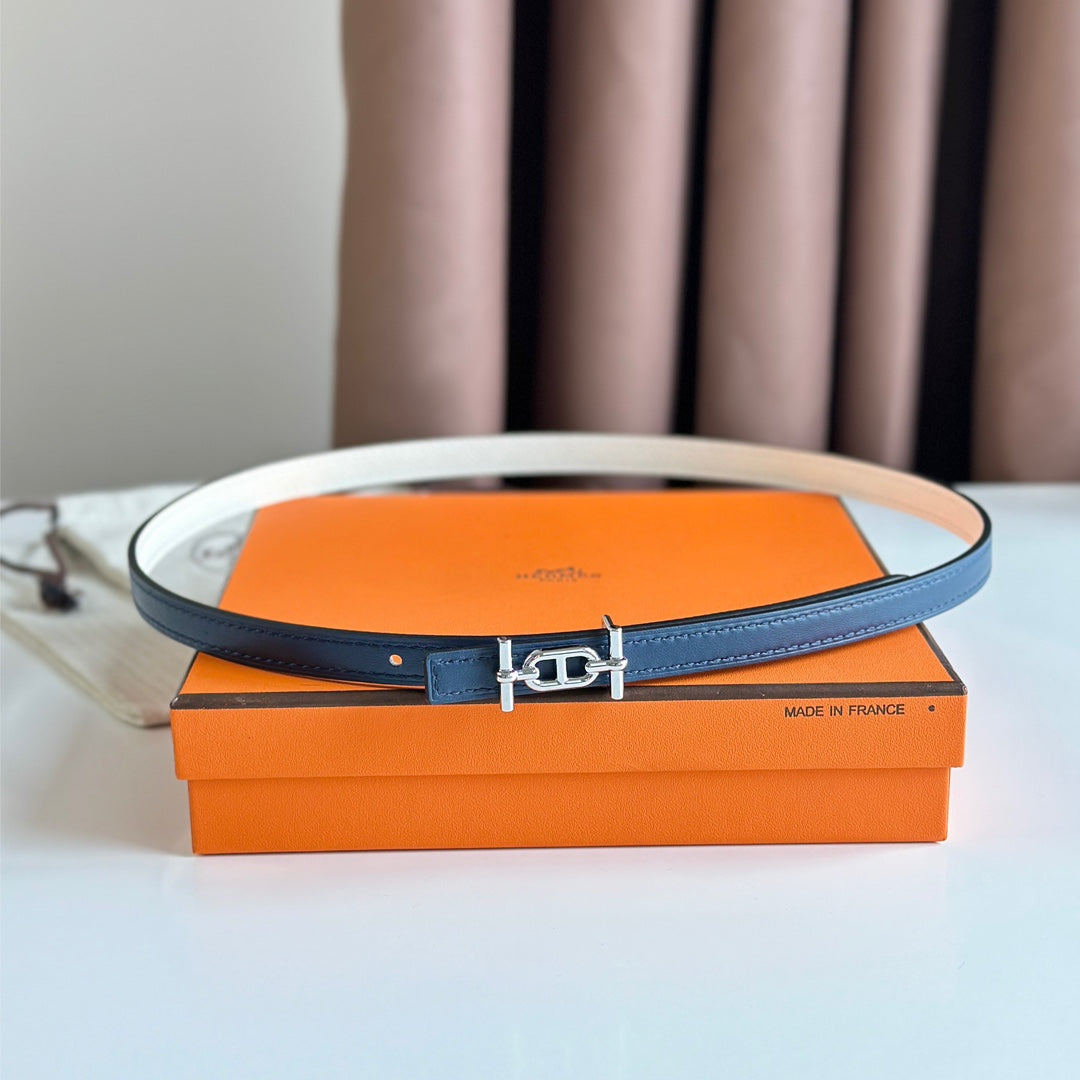 HM ANCRE BUCKLE & REVERSIBLE WHITE AND NAVY BLUE LEATHER STRAP 13MM SILVER HARDWARE