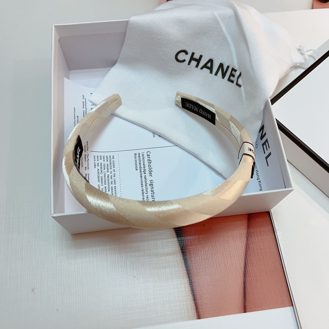 TAN BEIGE SILK HAIRBAND 876967