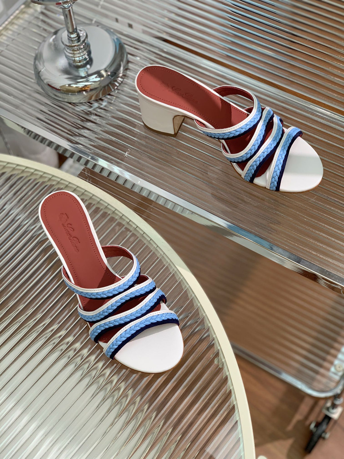 LP SPRIGHTLY CHARMS MID-SANDAL SKY CALFSKIN