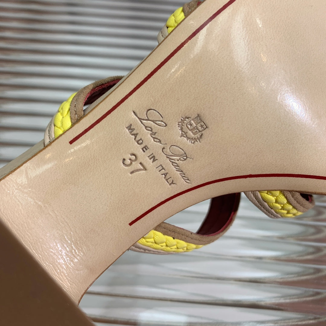 LP SPRIGHTLY CHARMS MID-SANDAL LEMON CALFSKIN