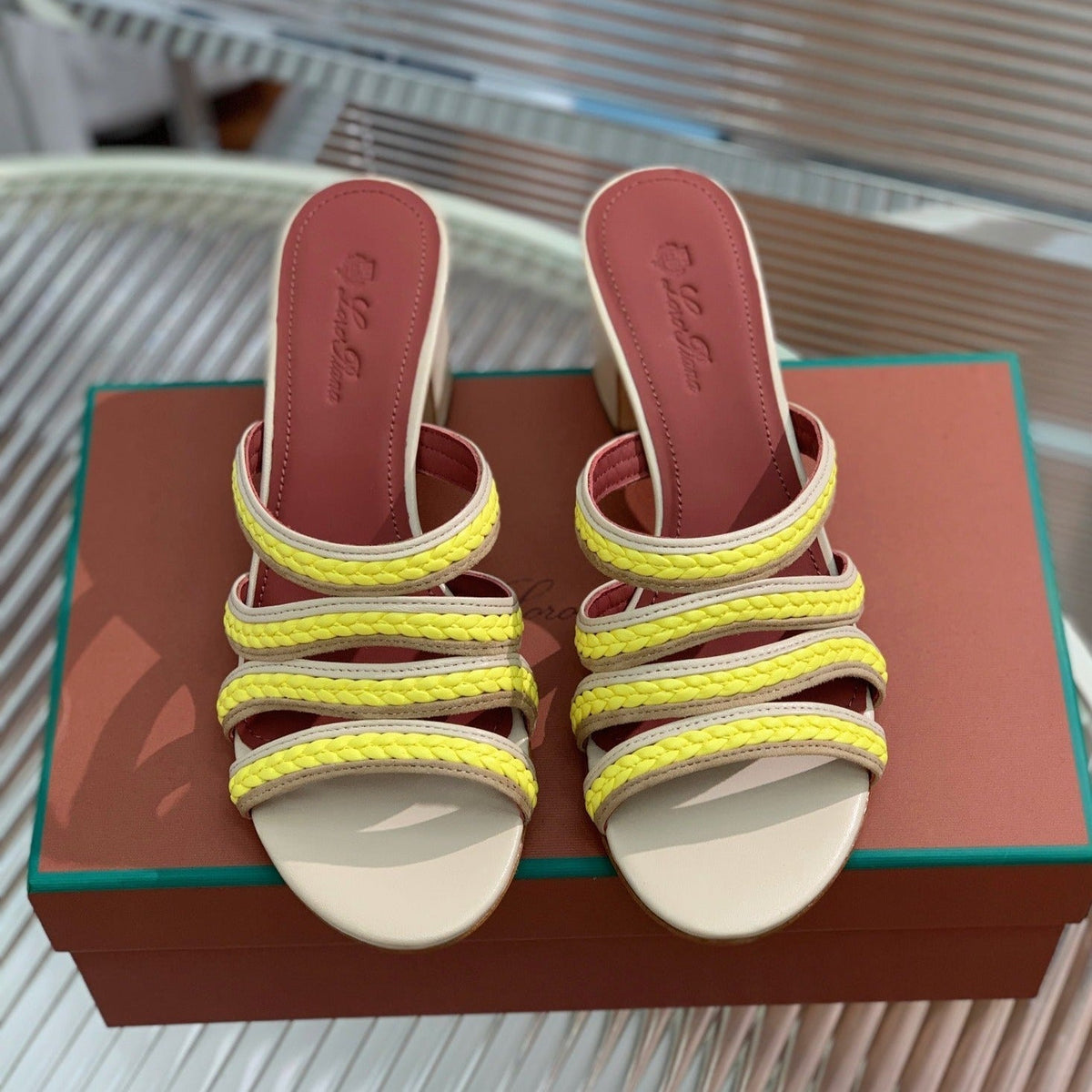 LP SPRIGHTLY CHARMS MID-SANDAL LEMON CALFSKIN