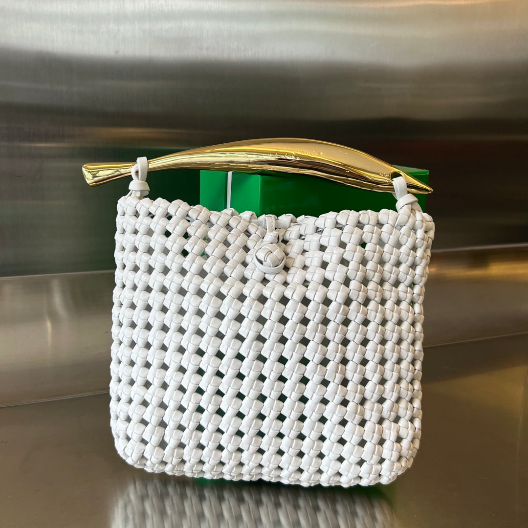 SARDINE 29 BAG IN WHITE LAMBSKIN