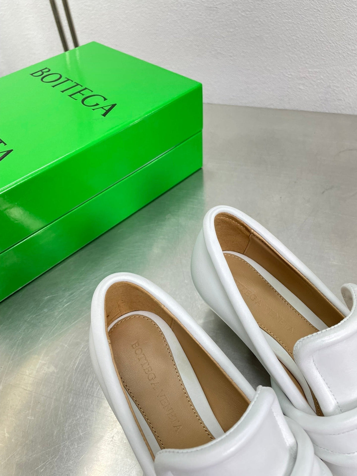 HIGH PUMP 35 MM IN WHITE CALFSKIN