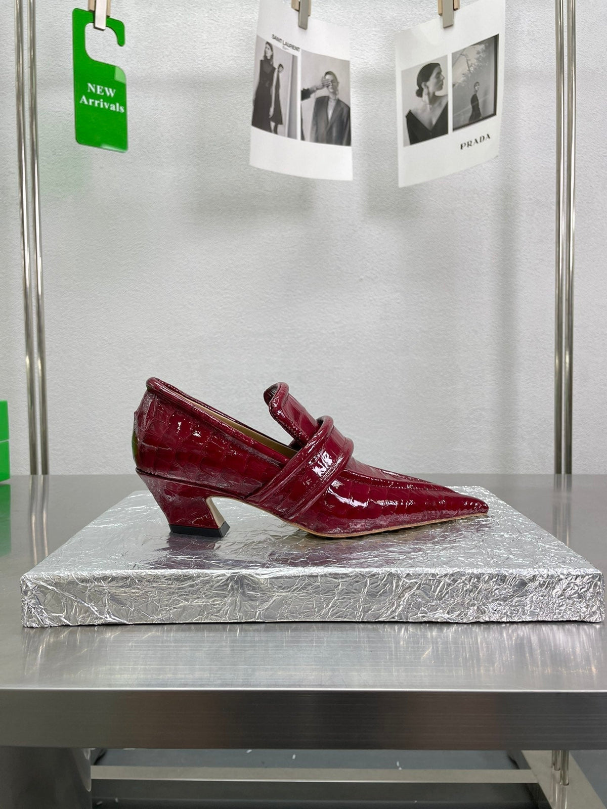 HIGH PUMP 35 MM IN SCARLET RED PATENT CALFSKIN