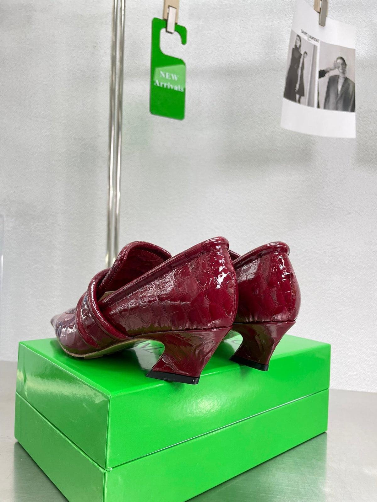 HIGH PUMP 35 MM IN SCARLET RED PATENT CALFSKIN