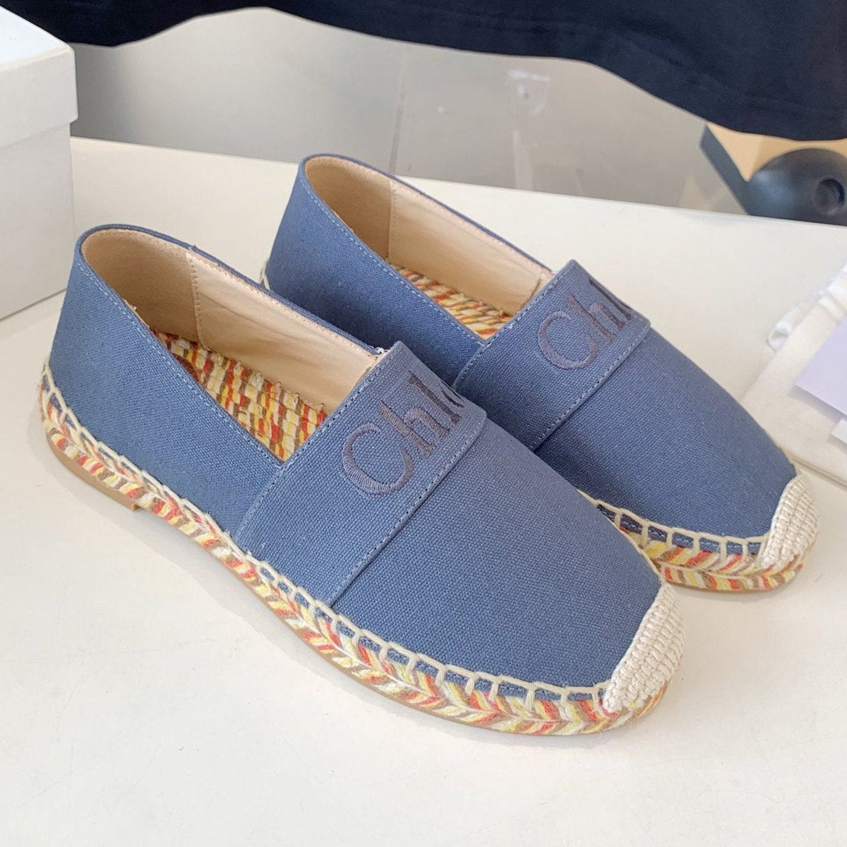 LOAFER SHOES IN PIGEON BLUE DENIM AND WOVEN RAFFIA