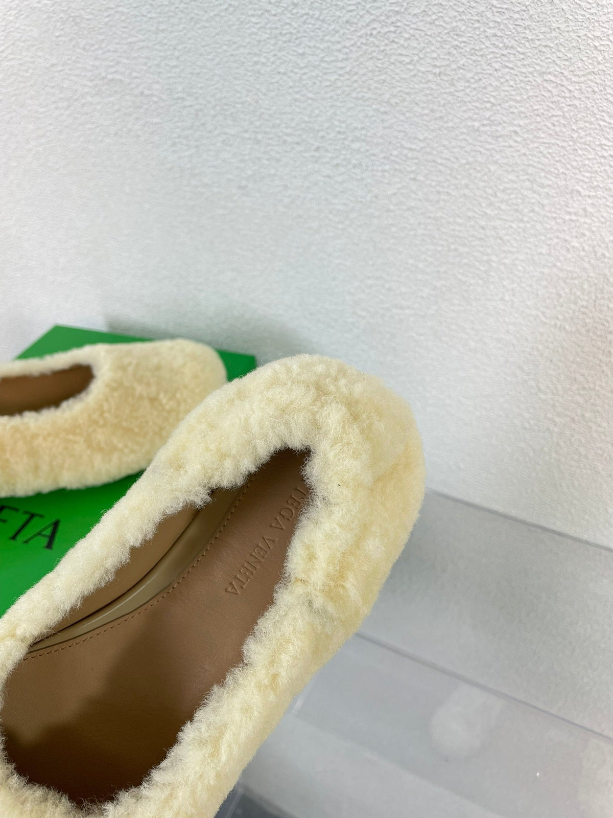 ATOMIC SHEARLING BALLERINA FLATS LIGHT YELLOW