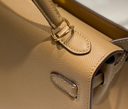 KELLY 25CM IN CHAI EPSOM CALFSKIN GOLD HARDWARE