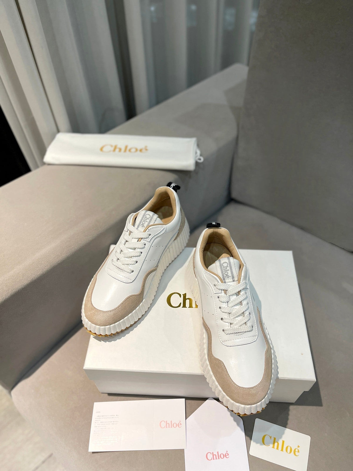 NAMA SNEAKER IN WHITE LAMBSKIN AND TAN BROWN SUEDE