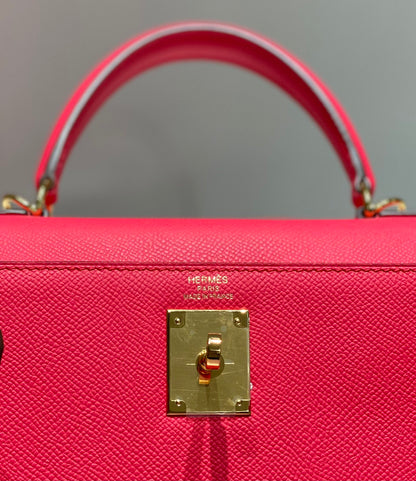 KELLY 28CM IN ROSE TYRIEN SWIFT CALFSKIN GOLD HARDWARE