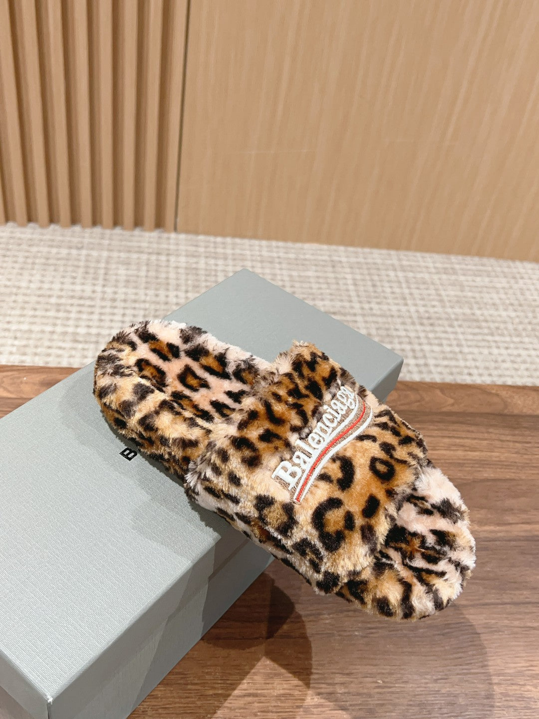 FURRY SLIDES IN LEOPARD PRINT RABBIT FUR