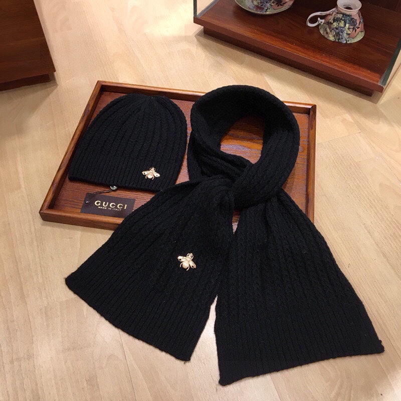 SET SCARF AND HAT IN BLACK WOOL 945021