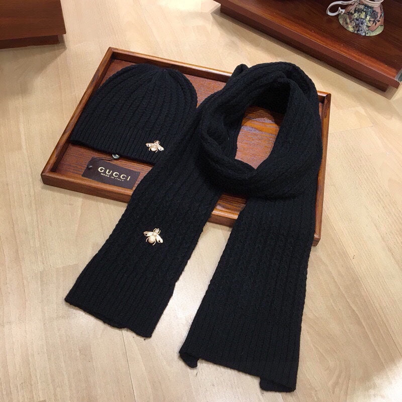 SET SCARF AND HAT IN BLACK WOOL 945021
