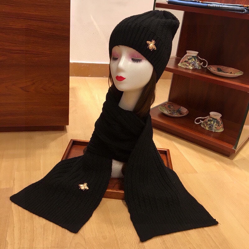 SET SCARF AND HAT IN BLACK WOOL 945021